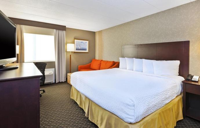 Clarion Hotel Seekonk - Providence Екстериор снимка