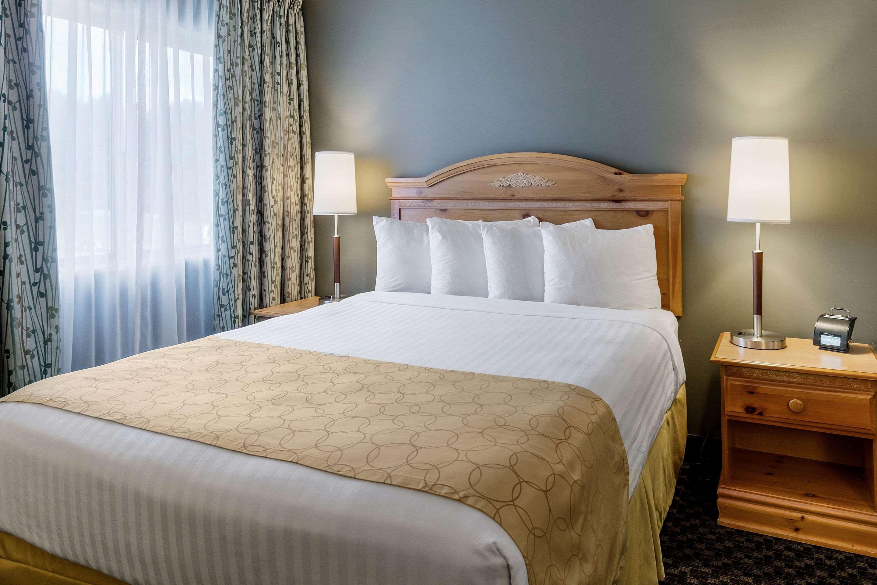 Clarion Hotel Seekonk - Providence Екстериор снимка