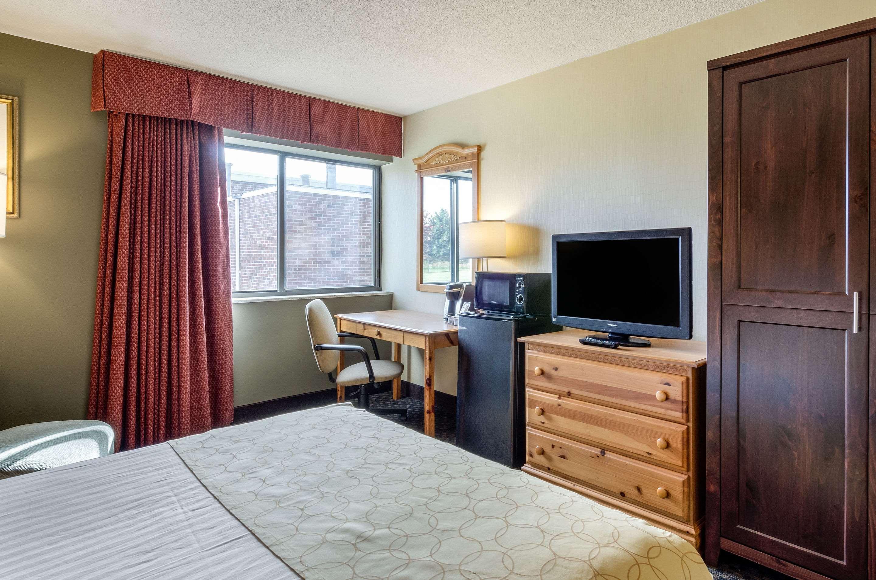 Clarion Hotel Seekonk - Providence Екстериор снимка