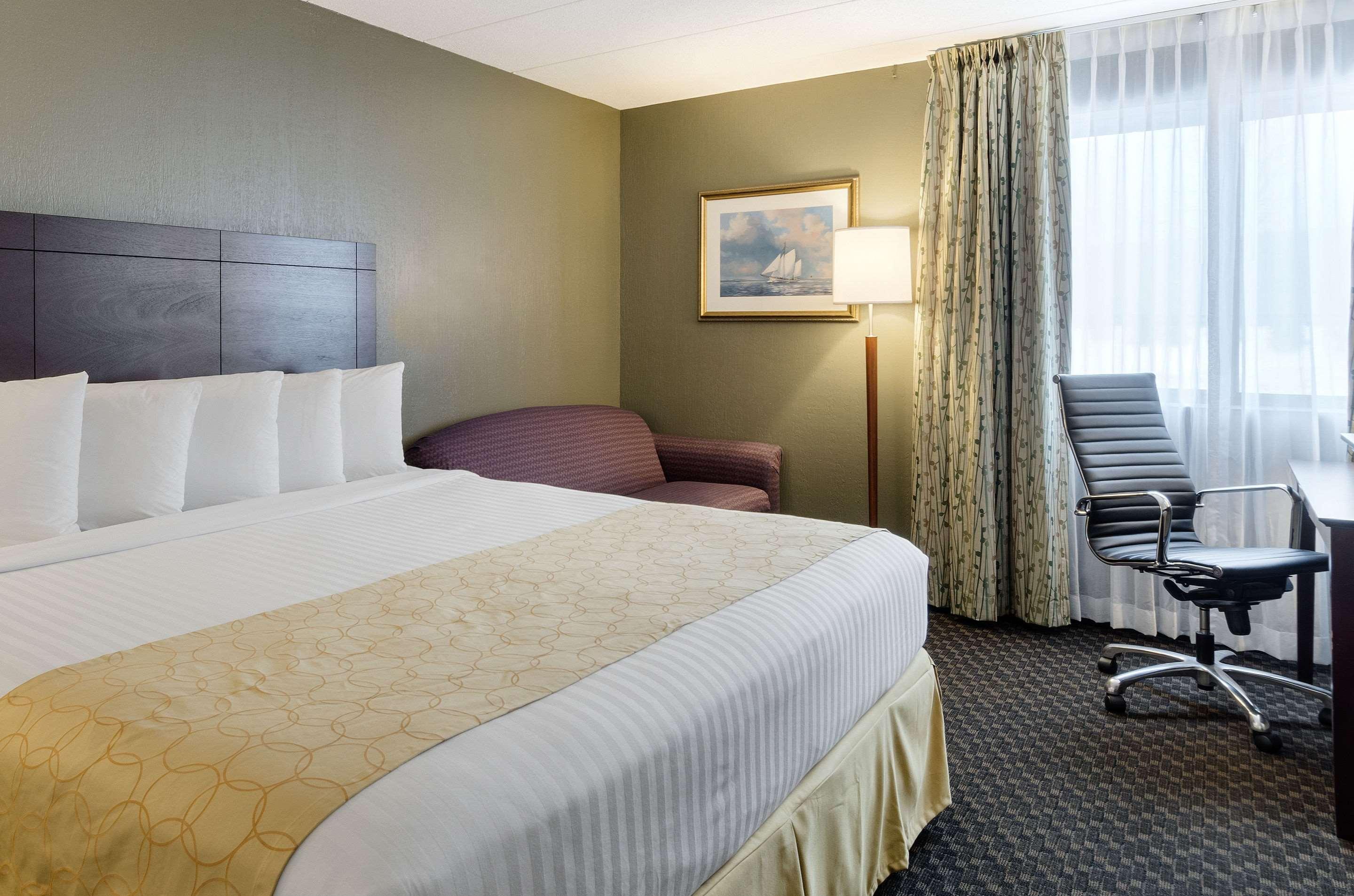 Clarion Hotel Seekonk - Providence Екстериор снимка