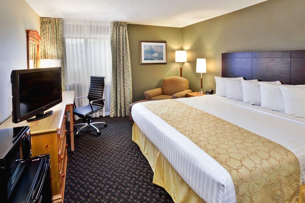 Clarion Hotel Seekonk - Providence Екстериор снимка