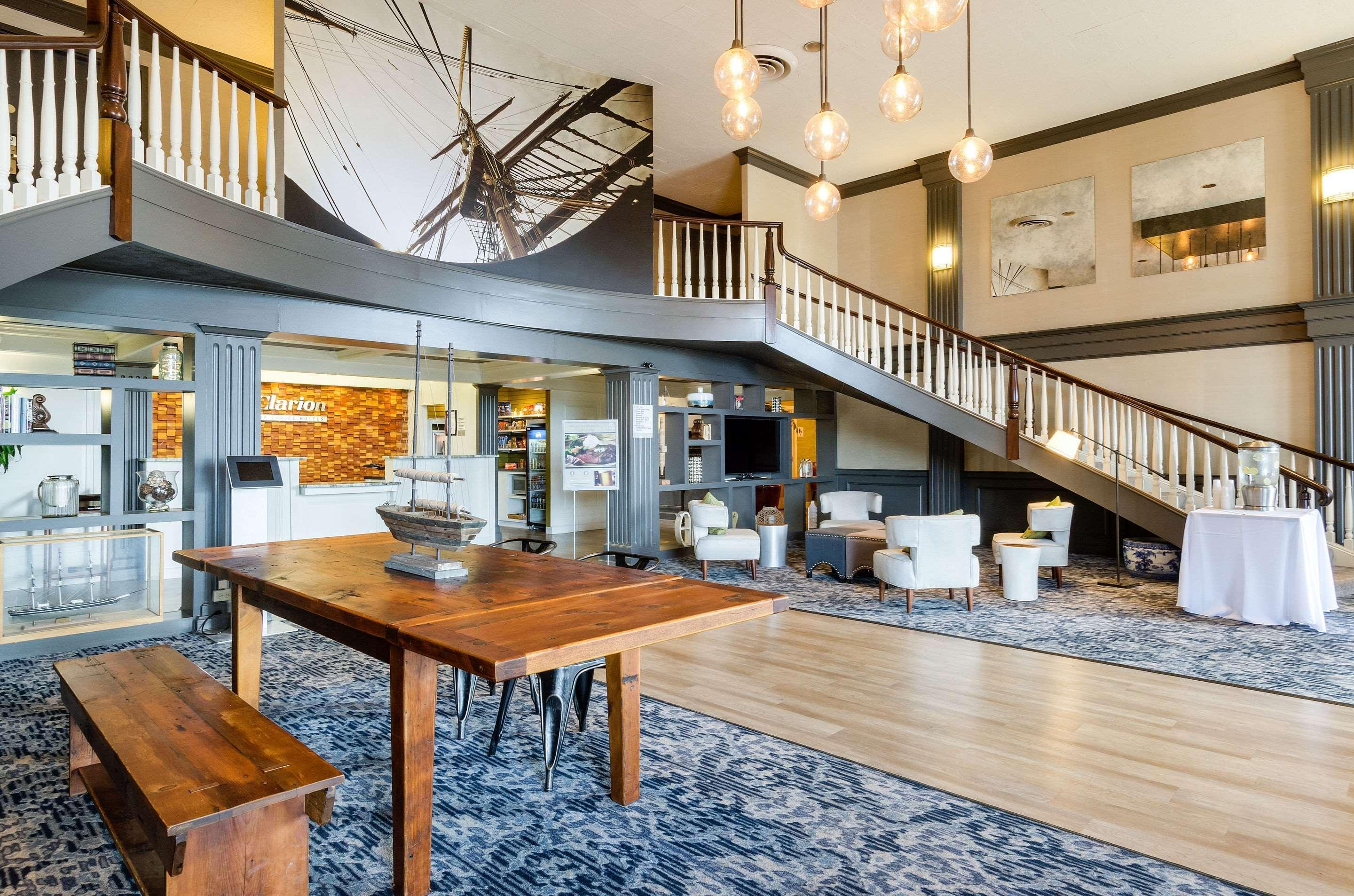Clarion Hotel Seekonk - Providence Екстериор снимка