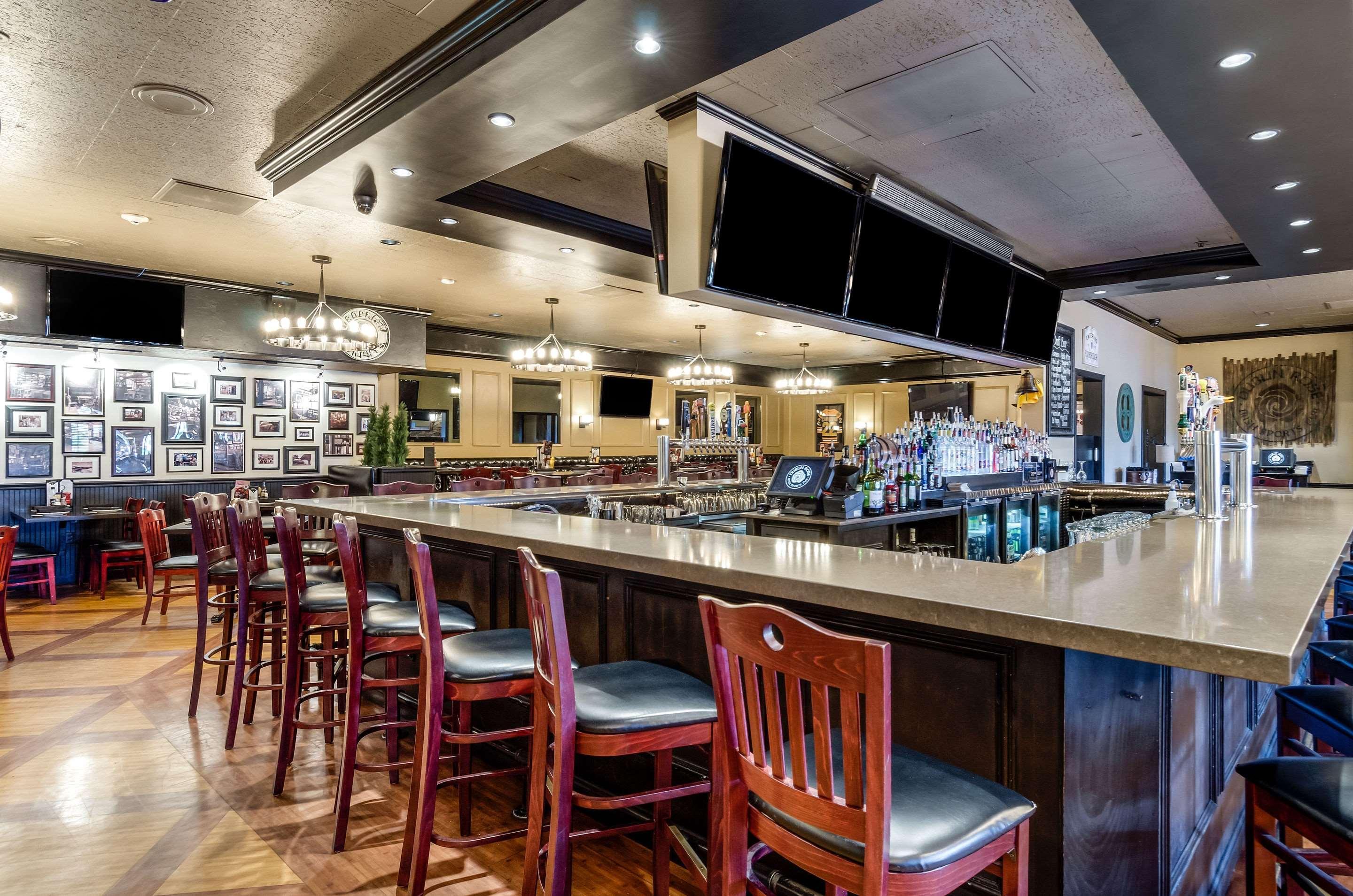 Clarion Hotel Seekonk - Providence Екстериор снимка